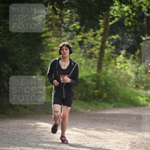 13.04.2025 - Hammer Lauf Dr. Thomas Lammeyer http://msf.ph/oto/7656338 13.04.2025 10:39:26 Laufen 15 meine-sportfotos.de