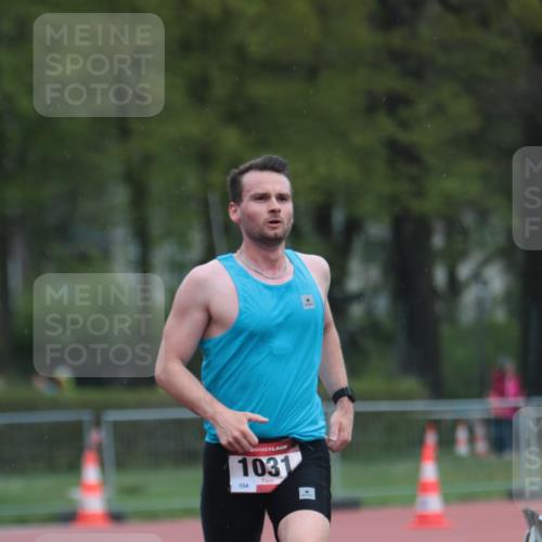 13.04.2025 - Hammer Lauf A. Gomolzig http://msf.ph/oto/7656376 13.04.2025 10:06:17 Ziel 1031 meine-sportfotos.de