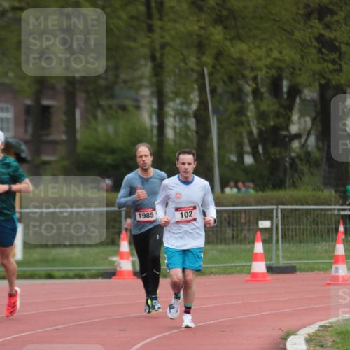 13.04.2025 - Hammer Lauf A. Gomolzig http://msf.ph/oto/7656378 13.04.2025 10:06:25 Ziel 102, 656, 1362, 1985 meine-sportfotos.de
