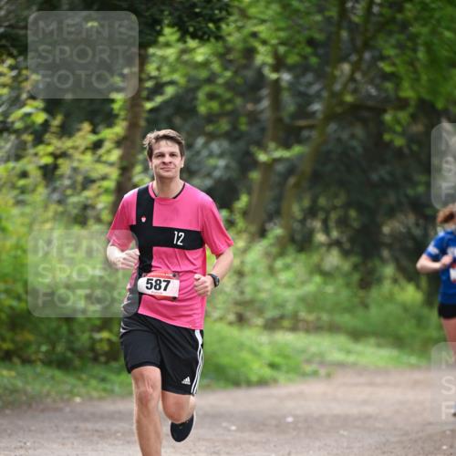 13.04.2025 - Hammer Lauf Dr. Thomas Lammeyer http://msf.ph/oto/7656383 13.04.2025 10:39:48 Laufen 587, 12 meine-sportfotos.de