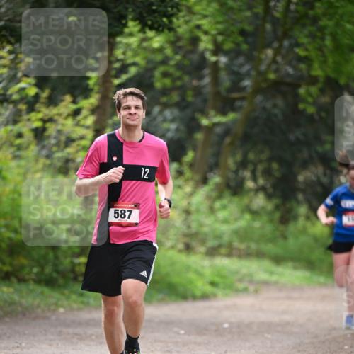 13.04.2025 - Hammer Lauf Dr. Thomas Lammeyer http://msf.ph/oto/7656385 13.04.2025 10:39:48 Laufen 587, 12 meine-sportfotos.de