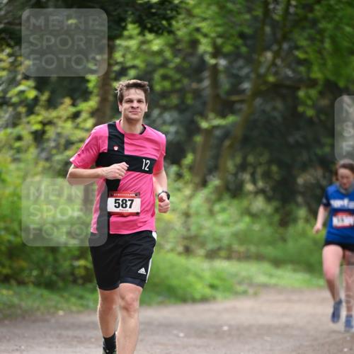 13.04.2025 - Hammer Lauf Dr. Thomas Lammeyer http://msf.ph/oto/7656386 13.04.2025 10:39:48 Laufen 587, 12 meine-sportfotos.de
