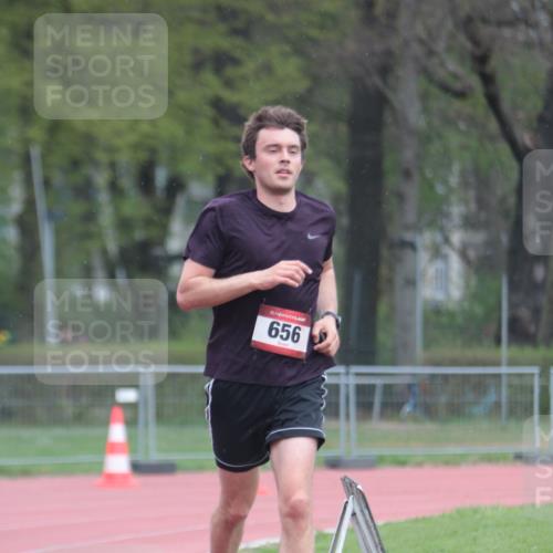 13.04.2025 - Hammer Lauf A. Gomolzig http://msf.ph/oto/7656395 13.04.2025 10:06:32 Ziel 405, 623, 656, 1030 meine-sportfotos.de