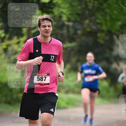13.04.2025 - Hammer Lauf Dr. Thomas Lammeyer http://msf.ph/oto/7656406 13.04.2025 10:39:50 Laufen 15, 587, 12 meine-sportfotos.de