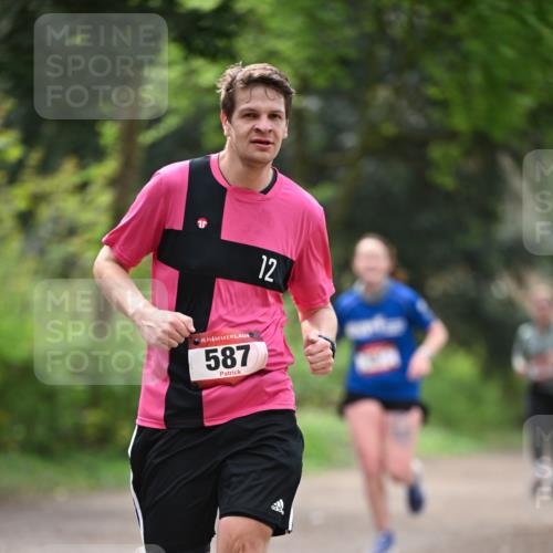 13.04.2025 - Hammer Lauf Dr. Thomas Lammeyer http://msf.ph/oto/7656410 13.04.2025 10:39:50 Laufen 12, 15, 587 meine-sportfotos.de