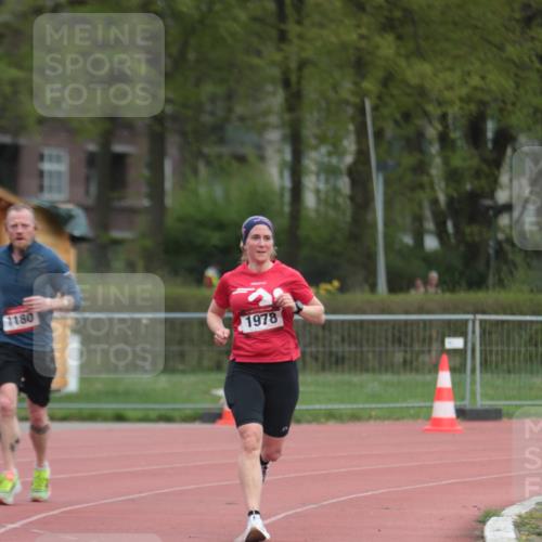 13.04.2025 - Hammer Lauf A. Gomolzig http://msf.ph/oto/7656449 13.04.2025 10:06:55 Ziel 1180, 1978 meine-sportfotos.de