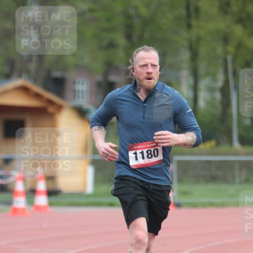 13.04.2025 - Hammer Lauf A. Gomolzig http://msf.ph/oto/7656459 13.04.2025 10:06:58 Ziel 350, 1180, 1978 meine-sportfotos.de