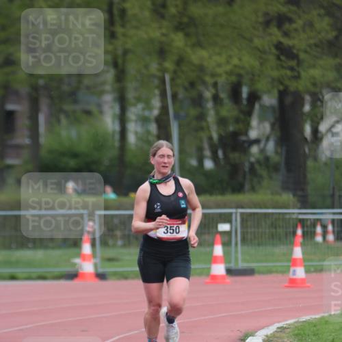 13.04.2025 - Hammer Lauf A. Gomolzig http://msf.ph/oto/7656461 13.04.2025 10:07:05 Ziel 350 meine-sportfotos.de