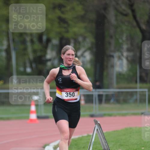 13.04.2025 - Hammer Lauf A. Gomolzig http://msf.ph/oto/7656469 13.04.2025 10:07:07 Ziel 350, 1300 meine-sportfotos.de