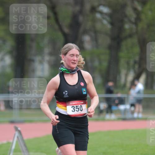 13.04.2025 - Hammer Lauf A. Gomolzig http://msf.ph/oto/7656473 13.04.2025 10:07:07 Ziel 350, 1300 meine-sportfotos.de