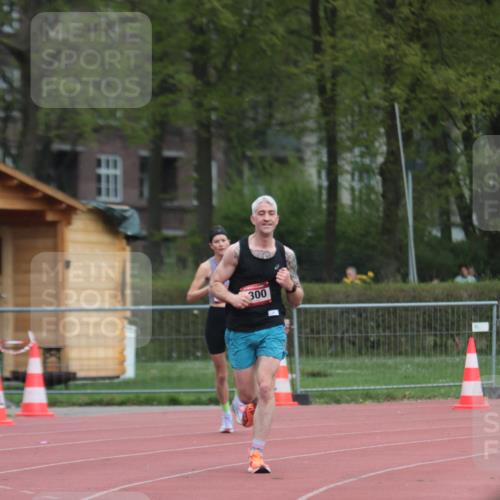 13.04.2025 - Hammer Lauf A. Gomolzig http://msf.ph/oto/7656477 13.04.2025 10:07:14 Ziel 1300, 1955 meine-sportfotos.de