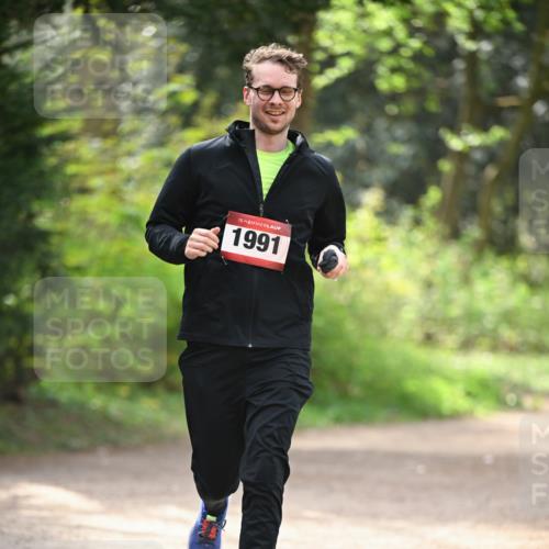 13.04.2025 - Hammer Lauf Dr. Thomas Lammeyer http://msf.ph/oto/7656513 13.04.2025 10:40:05 Laufen 15, 1991 meine-sportfotos.de