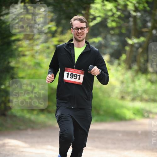 13.04.2025 - Hammer Lauf Dr. Thomas Lammeyer http://msf.ph/oto/7656515 13.04.2025 10:40:05 Laufen 15, 1991 meine-sportfotos.de