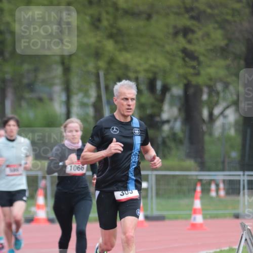 13.04.2025 - Hammer Lauf A. Gomolzig http://msf.ph/oto/7656518 13.04.2025 10:07:34 Ziel 305, 586, 747, 1066 meine-sportfotos.de