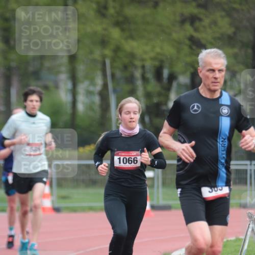13.04.2025 - Hammer Lauf A. Gomolzig http://msf.ph/oto/7656523 13.04.2025 10:07:35 Ziel 305, 586, 747, 1066 meine-sportfotos.de
