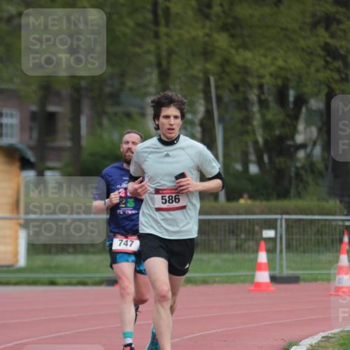 13.04.2025 - Hammer Lauf A. Gomolzig http://msf.ph/oto/7656528 13.04.2025 10:07:36 Ziel 586, 747, 1066 meine-sportfotos.de
