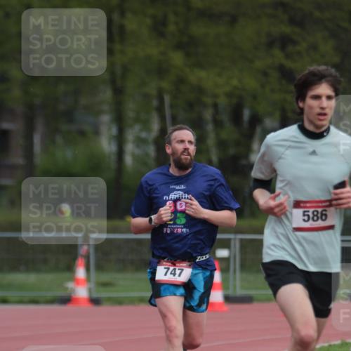 13.04.2025 - Hammer Lauf A. Gomolzig http://msf.ph/oto/7656535 13.04.2025 10:07:37 Ziel 586, 747 meine-sportfotos.de