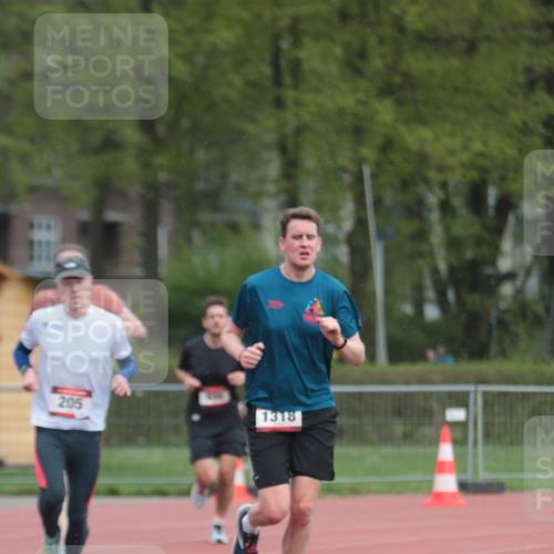13.04.2025 - Hammer Lauf A. Gomolzig http://msf.ph/oto/7656549 13.04.2025 10:07:45 Ziel 205, 635, 1318, 1739, 1959 meine-sportfotos.de