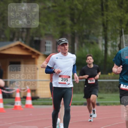 13.04.2025 - Hammer Lauf A. Gomolzig http://msf.ph/oto/7656555 13.04.2025 10:07:46 Ziel 205, 272, 635, 1318, 1739, 1959 meine-sportfotos.de