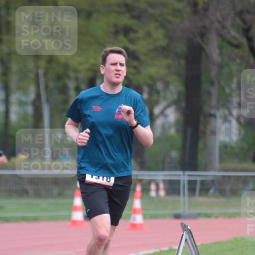 13.04.2025 - Hammer Lauf A. Gomolzig http://msf.ph/oto/7656557 13.04.2025 10:07:46 Ziel 205, 272, 635, 1318, 1739, 1959 meine-sportfotos.de