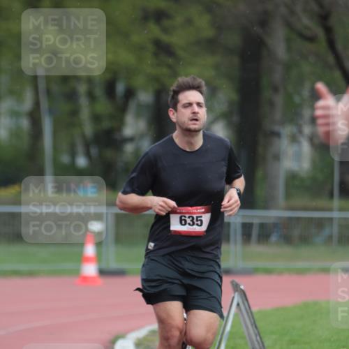 13.04.2025 - Hammer Lauf A. Gomolzig http://msf.ph/oto/7656567 13.04.2025 10:07:49 Ziel 272, 635, 1739, 1959 meine-sportfotos.de