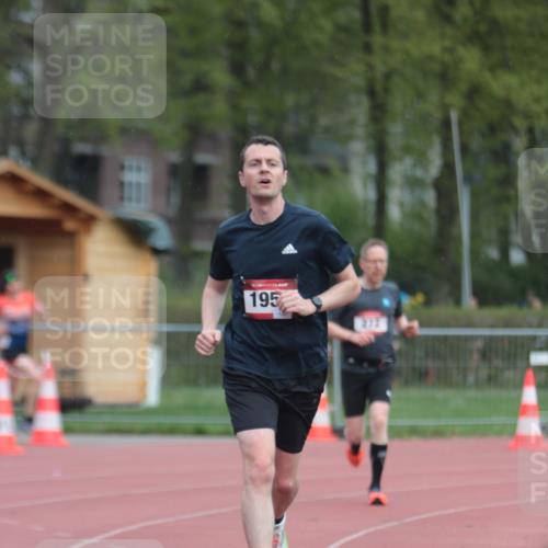 13.04.2025 - Hammer Lauf A. Gomolzig http://msf.ph/oto/7656573 13.04.2025 10:07:51 Ziel 272, 692, 1104, 1959 meine-sportfotos.de