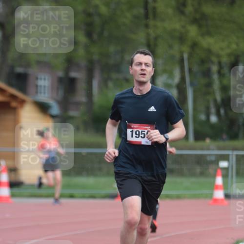 13.04.2025 - Hammer Lauf A. Gomolzig http://msf.ph/oto/7656577 13.04.2025 10:07:52 Ziel 272, 692, 1104, 1959 meine-sportfotos.de