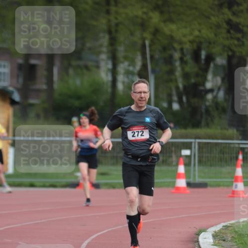 13.04.2025 - Hammer Lauf A. Gomolzig http://msf.ph/oto/7656583 13.04.2025 10:07:54 Ziel 272, 692, 1104 meine-sportfotos.de