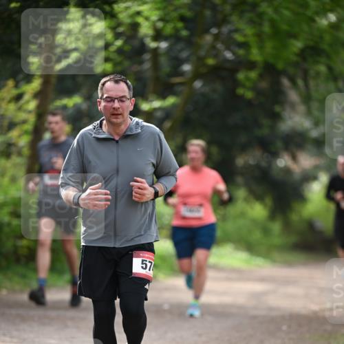13.04.2025 - Hammer Lauf Dr. Thomas Lammeyer http://msf.ph/oto/7656616 13.04.2025 10:40:27 Laufen 15, 57 meine-sportfotos.de