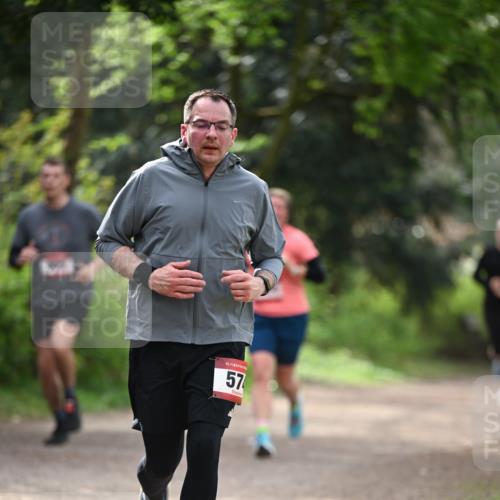 13.04.2025 - Hammer Lauf Dr. Thomas Lammeyer http://msf.ph/oto/7656618 13.04.2025 10:40:27 Laufen 15, 57 meine-sportfotos.de