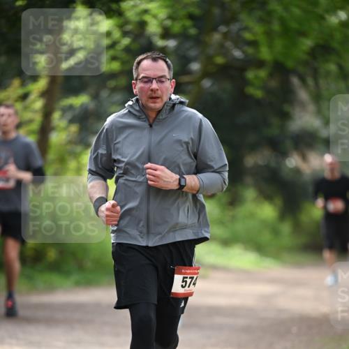 13.04.2025 - Hammer Lauf Dr. Thomas Lammeyer http://msf.ph/oto/7656621 13.04.2025 10:40:27 Laufen 15, 574 meine-sportfotos.de