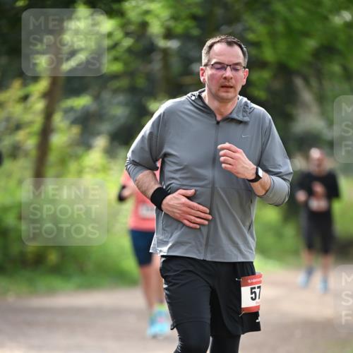 13.04.2025 - Hammer Lauf Dr. Thomas Lammeyer http://msf.ph/oto/7656628 13.04.2025 10:40:28 Laufen 15, 57 meine-sportfotos.de