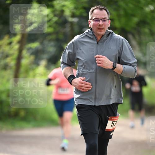 13.04.2025 - Hammer Lauf Dr. Thomas Lammeyer http://msf.ph/oto/7656629 13.04.2025 10:40:28 Laufen 15, 57 meine-sportfotos.de