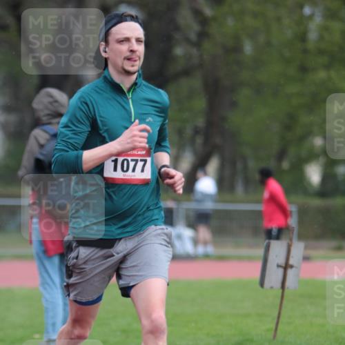 13.04.2025 - Hammer Lauf A. Gomolzig http://msf.ph/oto/7656634 13.04.2025 10:08:07 Ziel 390, 889, 1077, 1717, 1797 meine-sportfotos.de