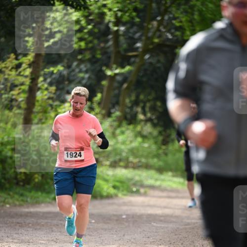 13.04.2025 - Hammer Lauf Dr. Thomas Lammeyer http://msf.ph/oto/7656635 13.04.2025 10:40:29 Laufen 15, 1924 meine-sportfotos.de