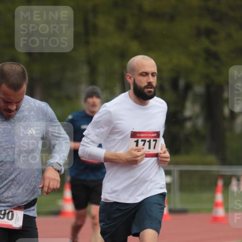 13.04.2025 - Hammer Lauf A. Gomolzig http://msf.ph/oto/7656642 13.04.2025 10:08:14 Ziel 390, 889, 1717, 1797 meine-sportfotos.de