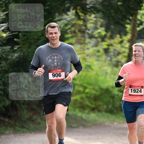 13.04.2025 - Hammer Lauf Dr. Thomas Lammeyer http://msf.ph/oto/7656643 13.04.2025 10:40:30 Laufen 2021, 15, 906, 15, 1924 meine-sportfotos.de