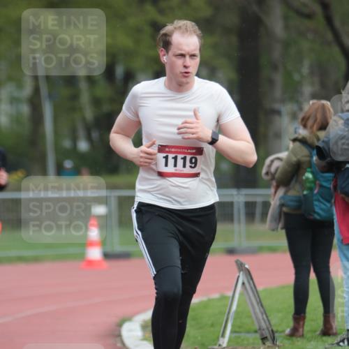 13.04.2025 - Hammer Lauf A. Gomolzig http://msf.ph/oto/7656668 13.04.2025 10:08:26 Ziel 132, 239, 766, 1119, 1349, 1763, 1987 meine-sportfotos.de
