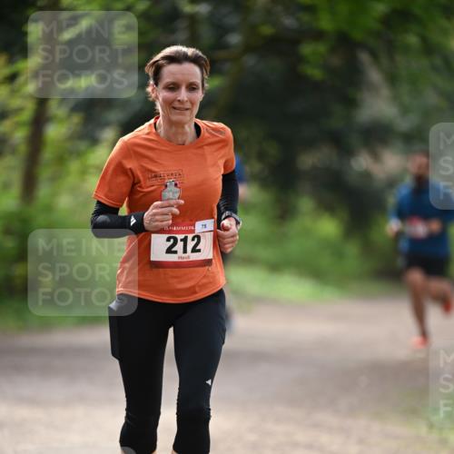 13.04.2025 - Hammer Lauf Dr. Thomas Lammeyer http://msf.ph/oto/7656683 13.04.2025 10:40:36 Laufen 15, 75, 212 meine-sportfotos.de