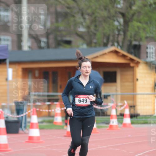 13.04.2025 - Hammer Lauf A. Gomolzig http://msf.ph/oto/7656711 13.04.2025 10:08:41 Ziel 105, 219, 649 meine-sportfotos.de