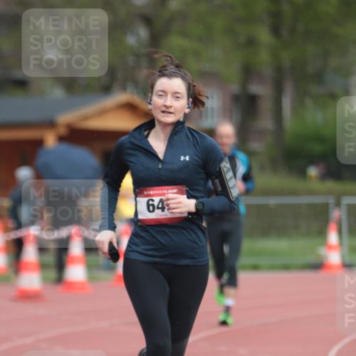 13.04.2025 - Hammer Lauf A. Gomolzig http://msf.ph/oto/7656715 13.04.2025 10:08:43 Ziel 219, 649, 1070 meine-sportfotos.de