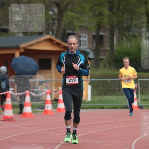 13.04.2025 - Hammer Lauf A. Gomolzig http://msf.ph/oto/7656720 13.04.2025 10:08:45 Ziel 219, 1070, 1809 meine-sportfotos.de