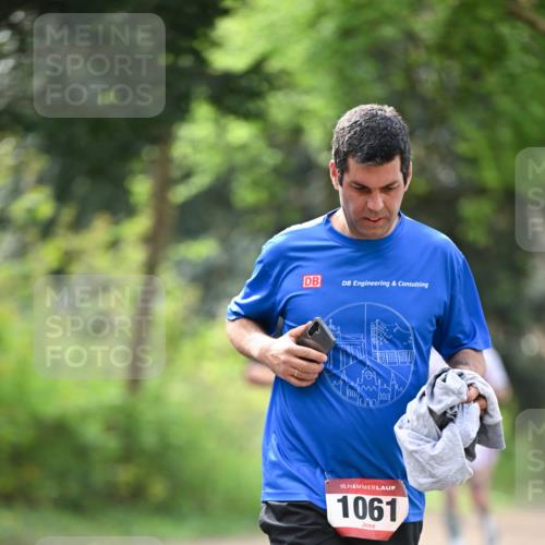 13.04.2025 - Hammer Lauf Dr. Thomas Lammeyer http://msf.ph/oto/7656732 13.04.2025 10:40:45 Laufen 15, 1061 meine-sportfotos.de