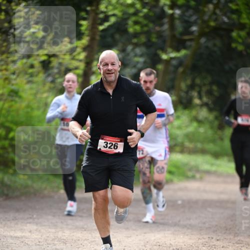 13.04.2025 - Hammer Lauf Dr. Thomas Lammeyer http://msf.ph/oto/7656744 13.04.2025 10:40:47 Laufen 10, 15, 326, 12, 74 meine-sportfotos.de