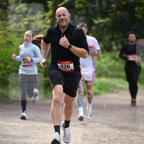 13.04.2025 - Hammer Lauf Dr. Thomas Lammeyer http://msf.ph/oto/7656752 13.04.2025 10:40:48 Laufen 15, 326 meine-sportfotos.de