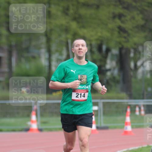 13.04.2025 - Hammer Lauf A. Gomolzig http://msf.ph/oto/7656757 13.04.2025 10:09:01 Ziel 189, 214, 357 meine-sportfotos.de