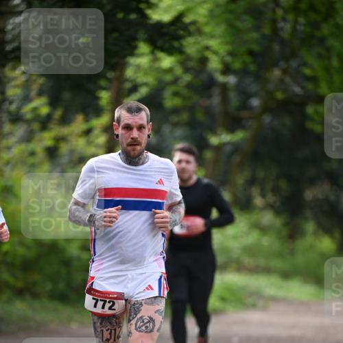 13.04.2025 - Hammer Lauf Dr. Thomas Lammeyer http://msf.ph/oto/7656765 13.04.2025 10:40:50 Laufen 15, 772, 1314 meine-sportfotos.de