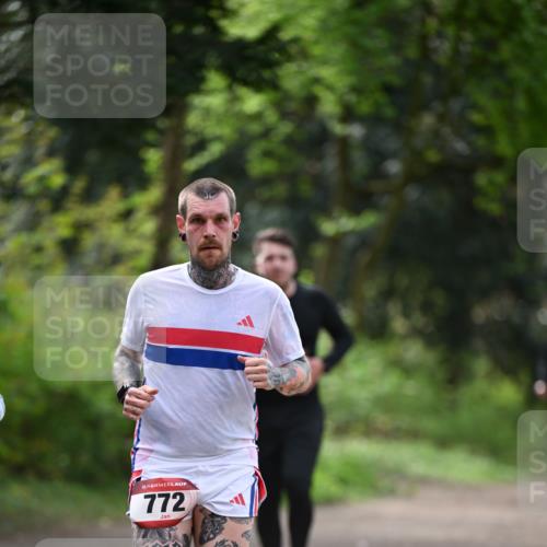 13.04.2025 - Hammer Lauf Dr. Thomas Lammeyer http://msf.ph/oto/7656767 13.04.2025 10:40:50 Laufen 15, 772, 1312 meine-sportfotos.de