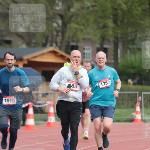 13.04.2025 - Hammer Lauf A. Gomolzig http://msf.ph/oto/7656779 13.04.2025 10:09:12 Ziel 155, 158, 1757, 1919 meine-sportfotos.de