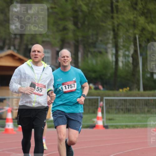 13.04.2025 - Hammer Lauf A. Gomolzig http://msf.ph/oto/7656782 13.04.2025 10:09:13 Ziel 155, 158, 1757, 1919 meine-sportfotos.de